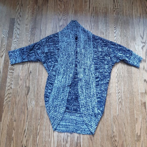 Seductions grey knit stingray cardigan - Picture 1 of 3